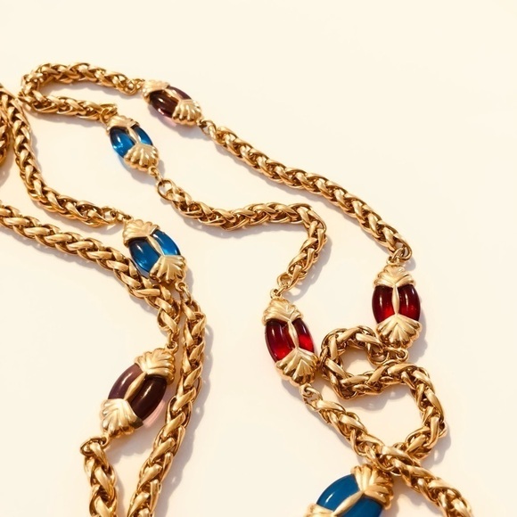 Chunky gold tone necklace with colorful glass stones - Picture 3 of 6